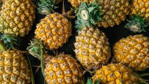 Piña Und